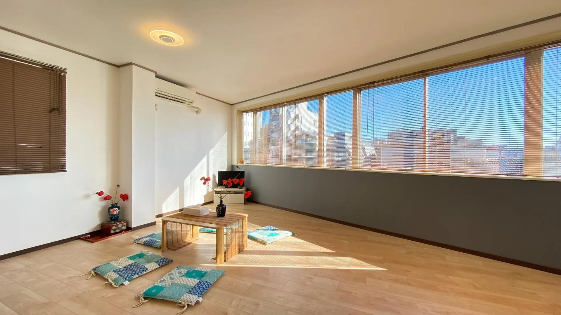 Mitomi Home 4F Tokyo